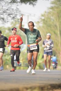 BIB: 48302
                            <button type="button" onclick="openModal(8313098)" class="btn btn-primary btn-sm float-right btn-popup" data-toggle="modal" data-target=".modal-high-quality">
                        <i class="fas fa-shopping-cart"></i> Add to Cart
                    </button>
                                            <button type="button" onclick="isThisMe(8313098, true)" class="btn btn-success btn-sm float-right btn-popup btn-isme hidden" data-toggle="tooltip" data-placement="bottom" title="นี่คือรูปของคุณใช่ไหม คลิกที่นี่เพื่อเอาเข้าอัลบั้ม">
                        <i class="fas fa-plus"></i> Add to album
                    </button>
                    <button type="button" onclick="isThisMe(8313098, false)" class="btn btn-warning btn-sm float-right btn-popup btn-isnotme hidden">
                        <i class="fas fa-ban"></i> Remove from album
                    </button>